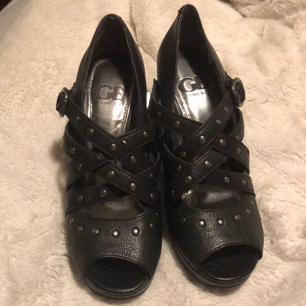 Gianni Bini Black Leather Heels
